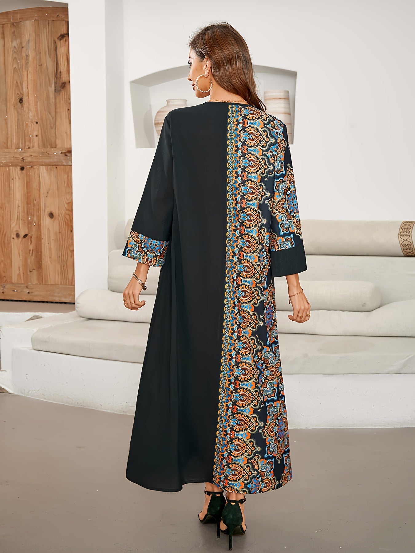 poli Abaya