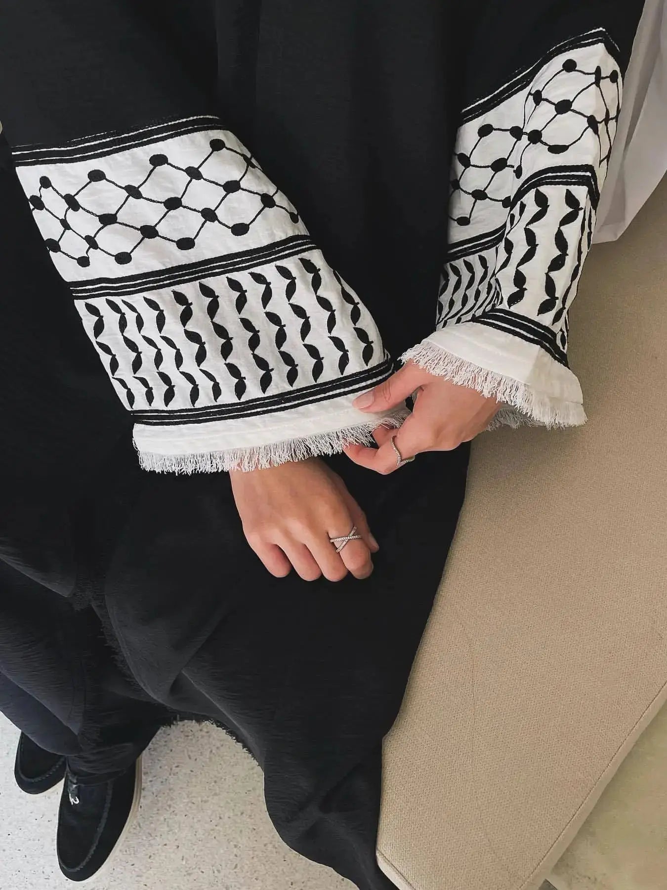 palestine abaya